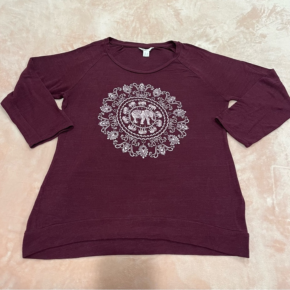 Urban Heritage Maroon Elephant Mandala Long Sleeve Top Size L